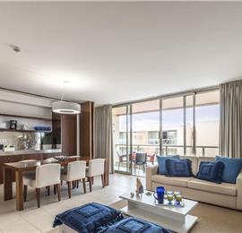2 Bedroom Apartment with Shared Pool and Balcony in Dos Salgados, Sleeps 4-6